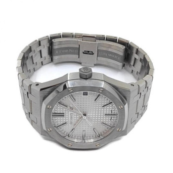 AUDEMARS PIGUET ROYAL OAK 41MM AUTOMATIC SILVER DIAL 15510ST.OO.1320ST.08