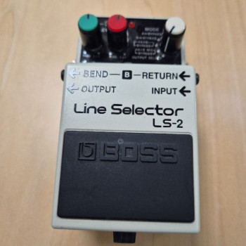 BOSS LS-2 LINE SELECTOR