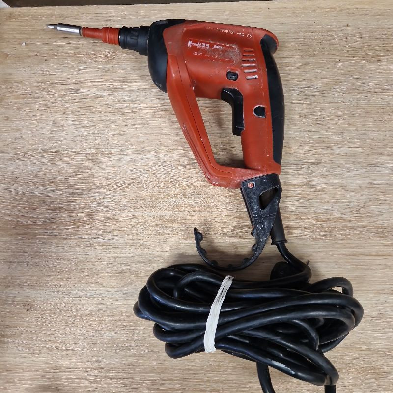 VISSEUSE PLACO HILTI SF 4000 VISSEUSE PLACO HILTI SF 4000
