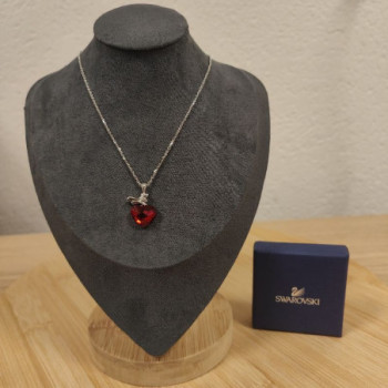 COLLIER SWAROVSKI COEUR ROUGE