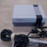 CONSOLE MINI NES + 2 MANETTES