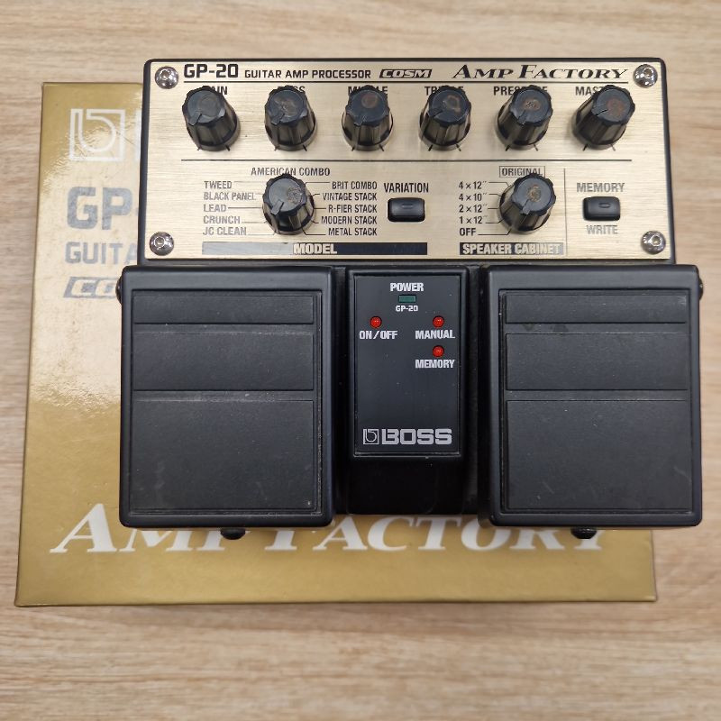 PEDALE EFFET BOSS GUITAR AMP PROCESSOR GP-20