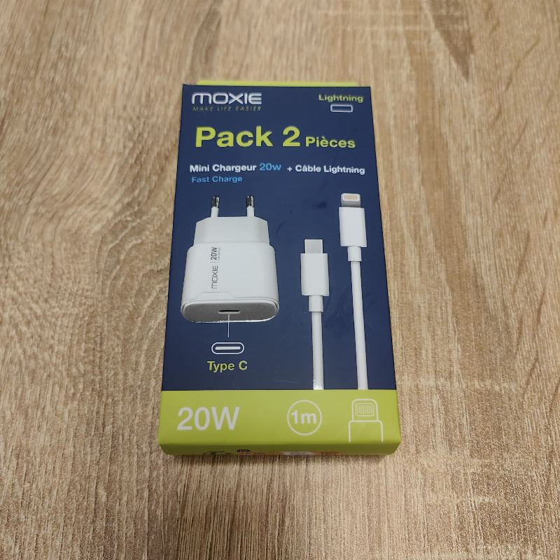 MOXIE PACK 2 PIECES MINI CHARGEUR RAPIDE 20W + CABLE LIGHTNING