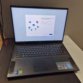 STEALTH 18 AI STUDIO A1V I9 INTEL ULTRA 9 32GB 1TO SSD RTX4080