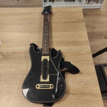 GUITARE HERO LIVE - WII U + 1 GUITARE