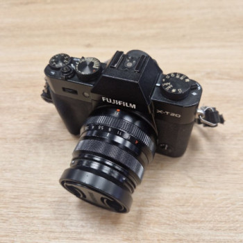 APPAREIL PHOTO FUJIFILM X-T20 + XF 35 mm f/1,4 R  WR