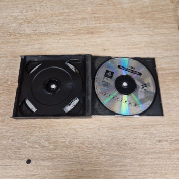 METAL GEAR SOLID - PS1 PLATINUM (MANQUE NOTICE)