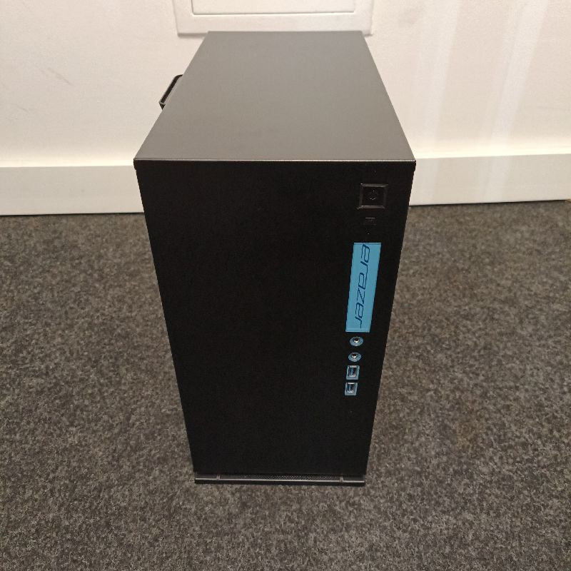 MEDION ERAZER I5 11400 16GB 1.5 TB RTX3060 12GB MEDION ERAZER I5 11400 16GB 1.5 TB RTX3060 12GB