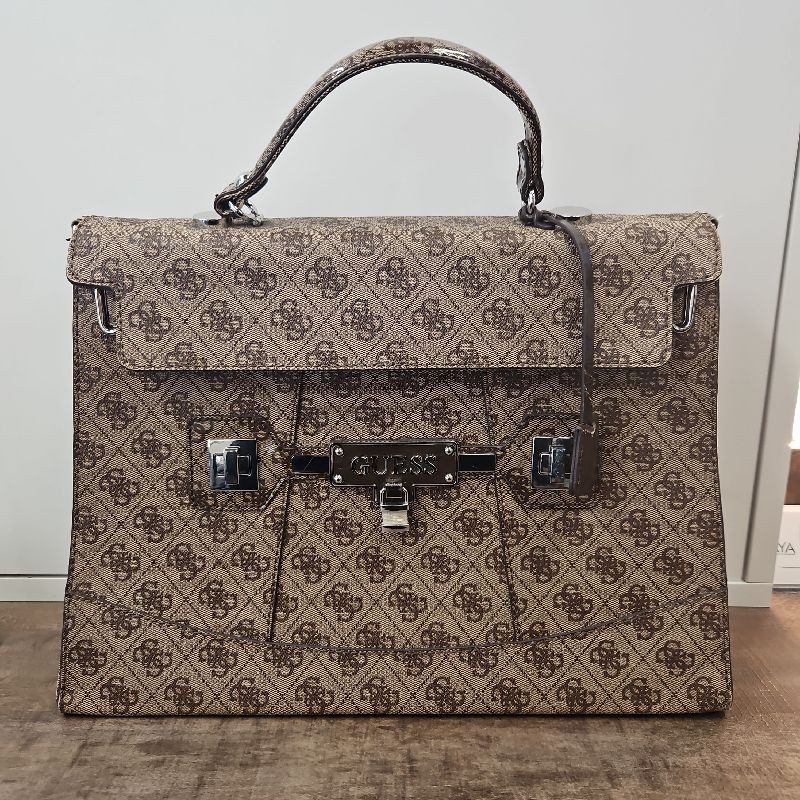 SAC GUESS