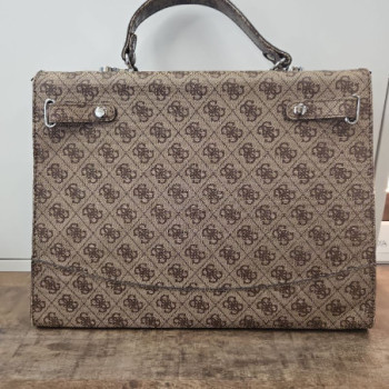 SAC GUESS