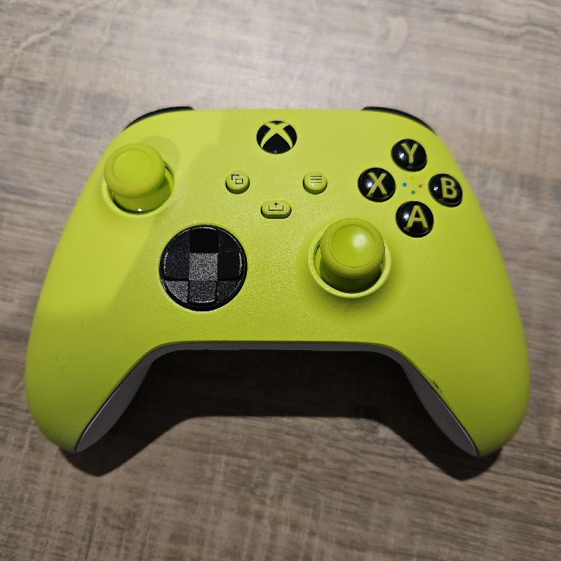MANETTE SANS FIL XBOX ONE FLUO MANETTE SANS FIL XBOX ONE FLUO