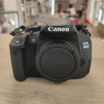 CANON EOS 700D NU