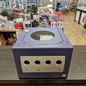 CONSOLE GAMECUBE VIOLETTE SANS MANETTE