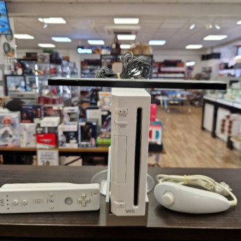 CONSOLE NINTENDO WII + WIIMOTE + NUNCHUCK