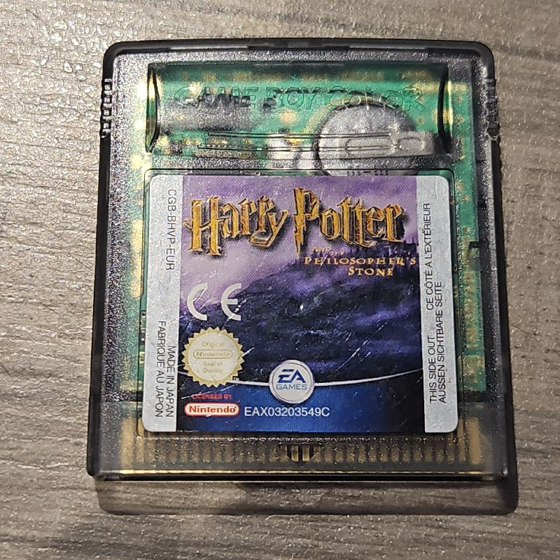 HARRY POTTER AND THE PHILOSOPHERS STONE GAMEBOY COLOR