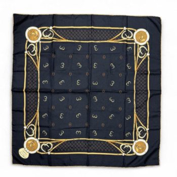 CARRE GUCCI ACCESSORY COLLECTION