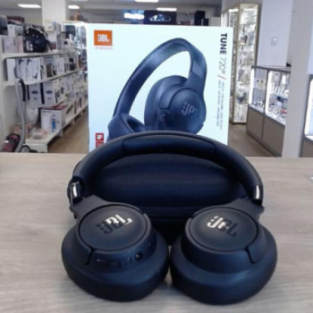 JBL TUNE 720 BT