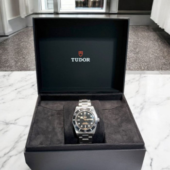 MONTRE TUDOR  BLACK BAY
