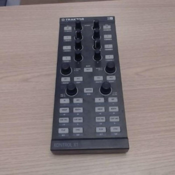 TRAKTOR KONTROL X1 HW