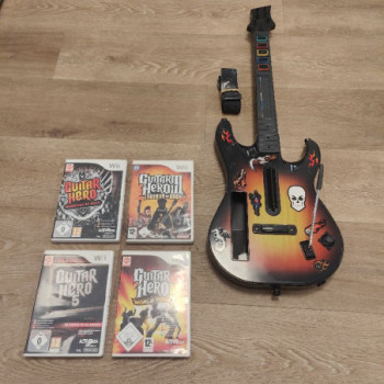 PACK GUITARE HERO 4 JEUX + 1 GUITARE
