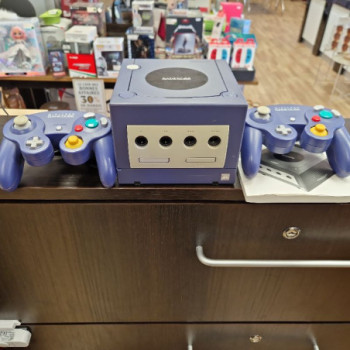 CONSOLE NINTENDO GAMECUBE VIOLET + 2 MANETTES