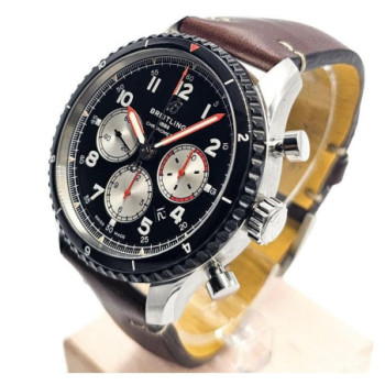 MONTRE AVIATOR 8 B01 BREITLING