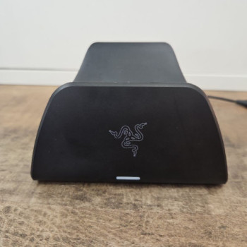 RAZER STAND CHARGING PS5