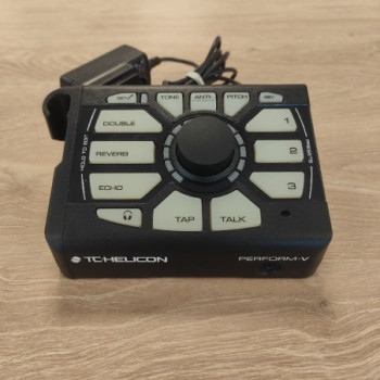 TC Helicon Perform-V Processeur vocal