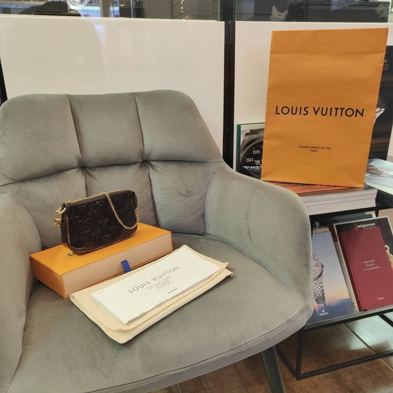 SAC A MAIN LOUIS VUITTON MONOGRAAM VERNIS AMARANTE ROUGE M90597