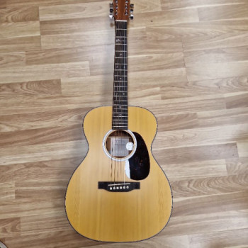 GUITARE FOLK MARTIN 000JR-10E SHAWN MENDES + HOUSSE