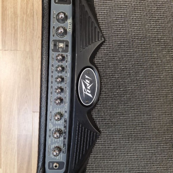 AMPLI GUITARE PEAVEY VYPYR 75W