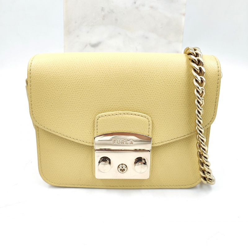 SAC A MAIN FURLA JAUNE