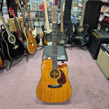 sigma guitar dm-4c korea 84-94 cedre/acajou/touche palissandre sillet os cheville corne chevalet ebene modification elec