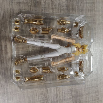 Myth Cloth Ex Scorpio Oce (Saint Seiya) Bandai Action Figure