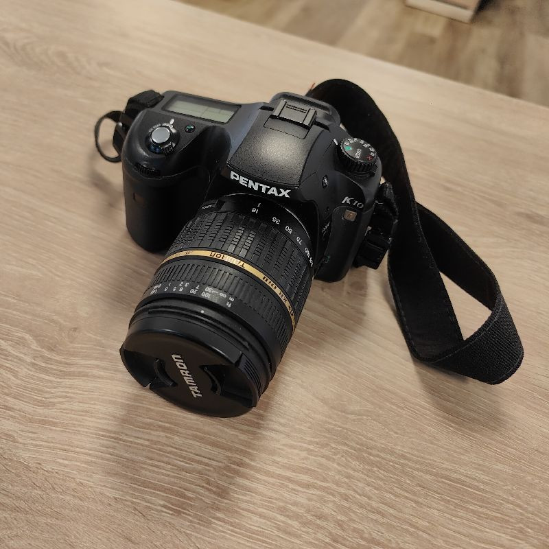 PENTAX K10D + OBJ 18-200MM