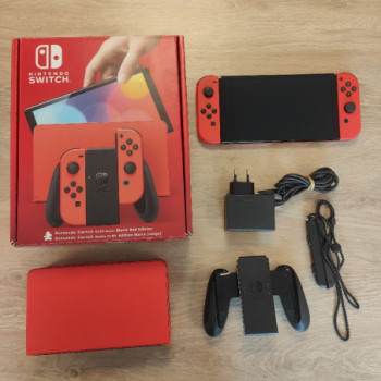 CONSOLE NINTENDO SWITCH OLED ROUGE