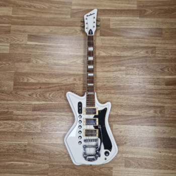 EASTWOOD BIGABY AIRLINE 59 3P DLX + COFFRE + SANGLE