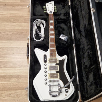 EASTWOOD BIGABY AIRLINE 59 3P DLX + COFFRE + SANGLE