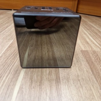 SONY RADIO REVEIL DAB+  XDR-C1DBP
