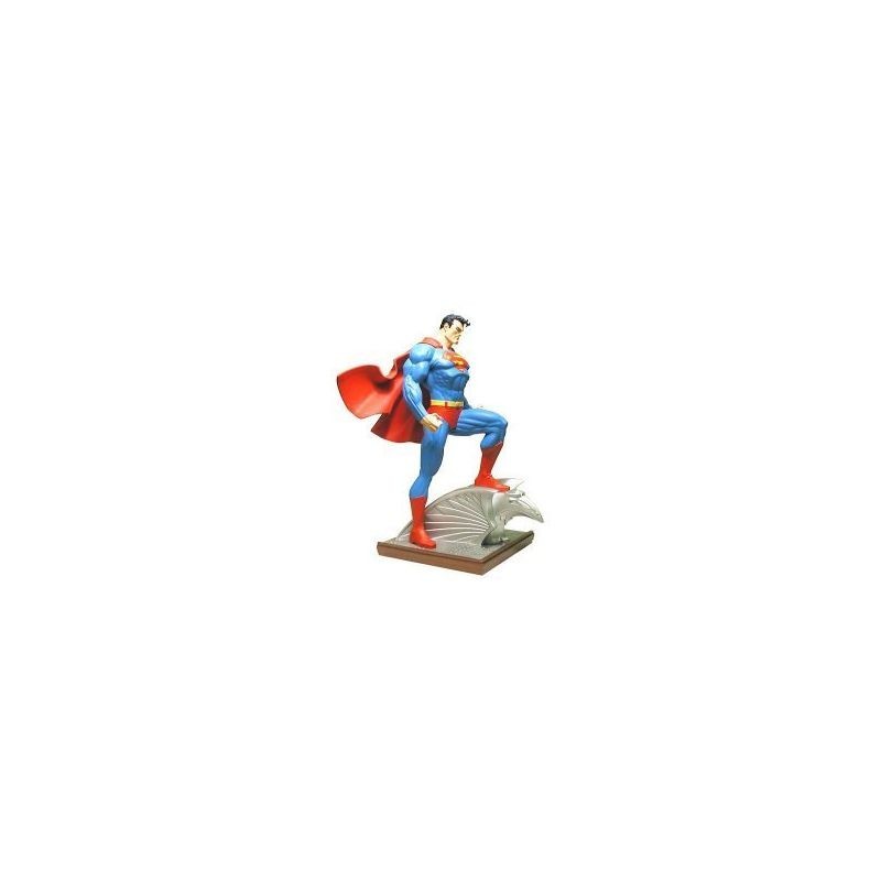 Jim Lee Superman Statue