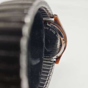 MONTRE FOSSIL