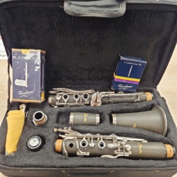 ANCIENNE CLARINETTE NOBLET EN BOIS