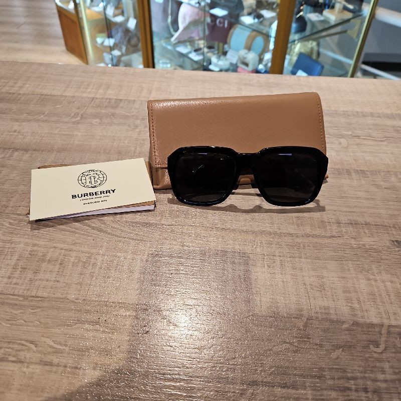 LUNETTE DE SOLEIL BURBERRY - B4350 3952/87 55 22 145 3N - ETUI