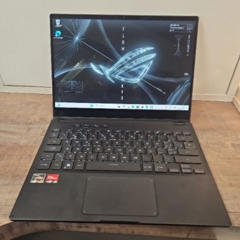 ASUS ROG FLOW X13 16RAM 512GB SSD AMD RADEON GRAPHICS AMD RYZEN 7 6800