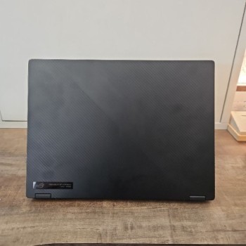 ASUS ROG FLOW X13 16RAM 512GB SSD AMD RADEON GRAPHICS AMD RYZEN 7 6800