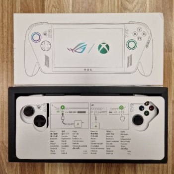 ASUS ROG XBOX ALLY - RC73YA - GAMING HANDHELD – 512 GO - BLANC