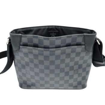 Louis Vuitton Damier Graphite District PM