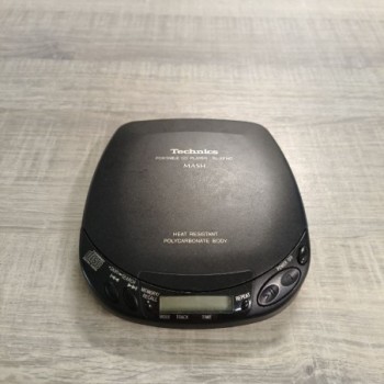 DISCMAN TECHNICS SL-XP140