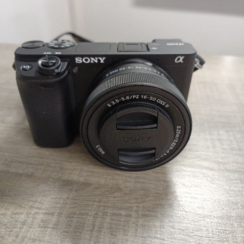 SONY ALPHA 6400 + 16-50MM