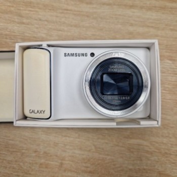 SAMSUNG GALAXY CAMERA BLANC  WIFI & 3G  OS ANDROID JELLY BEAN 4.1